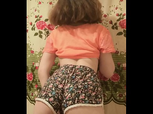 ❤️ Секси млада беба скида шортс пред камером Порно на sr.hentai-for.ru ☑